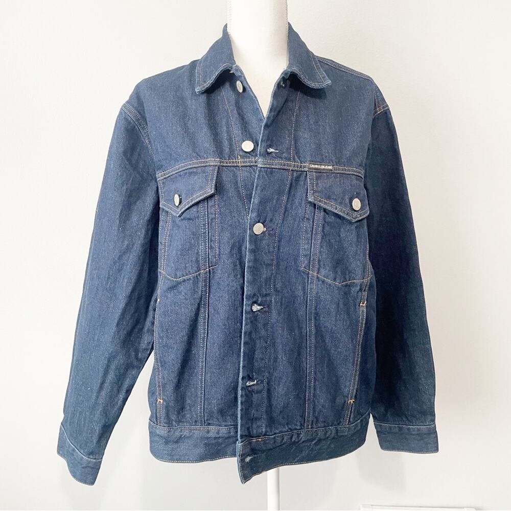 Calvin Klein Jeans jean trucker jacket blue denim jean size medium NWT